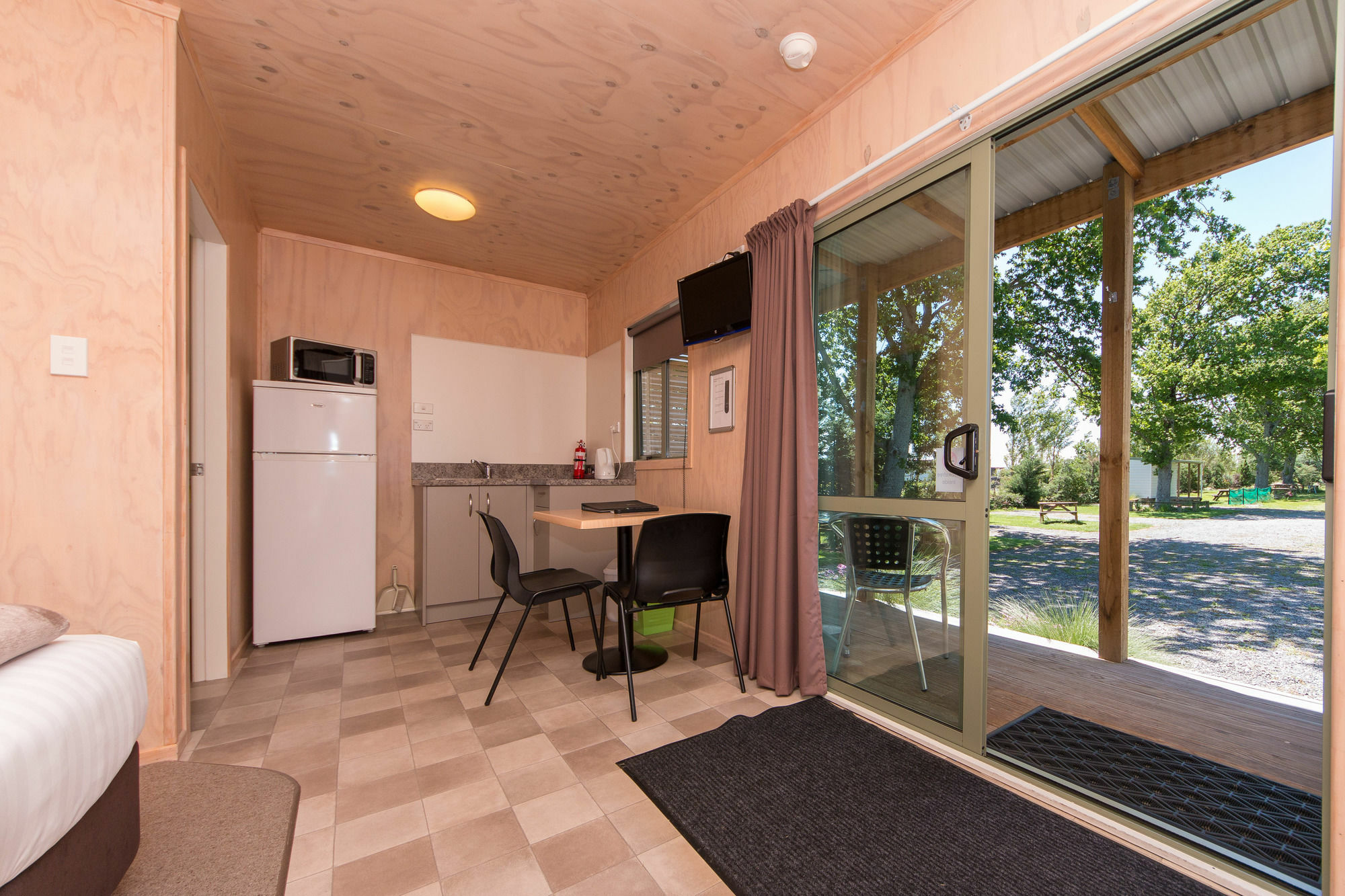 Martinborough Top 10 Holiday Park Exterior photo