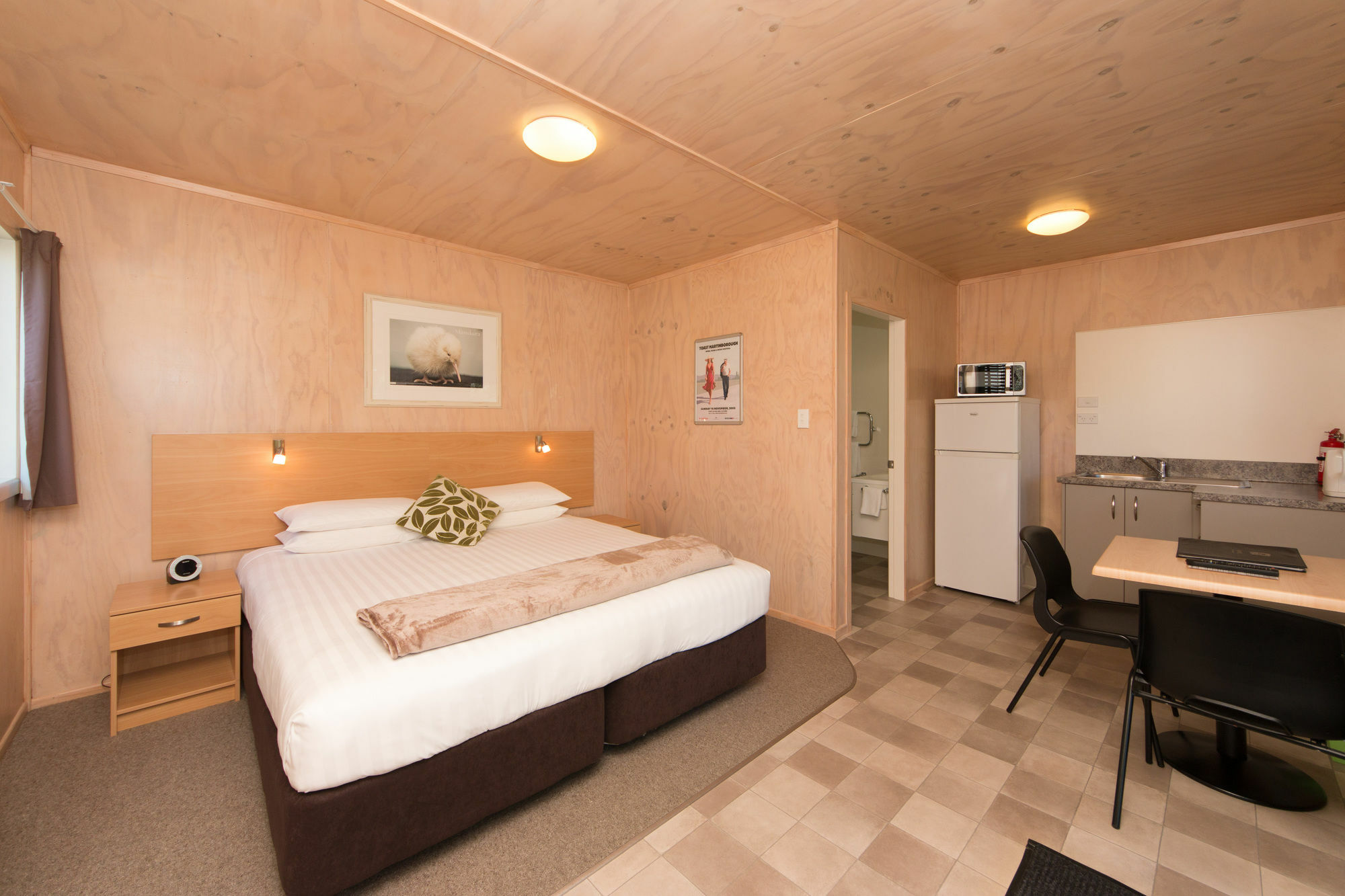 Martinborough Top 10 Holiday Park Exterior photo